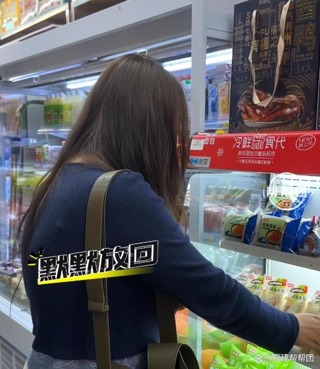 南铁商旅回话火车站三明治价钱刺客 遮掩标价引争议