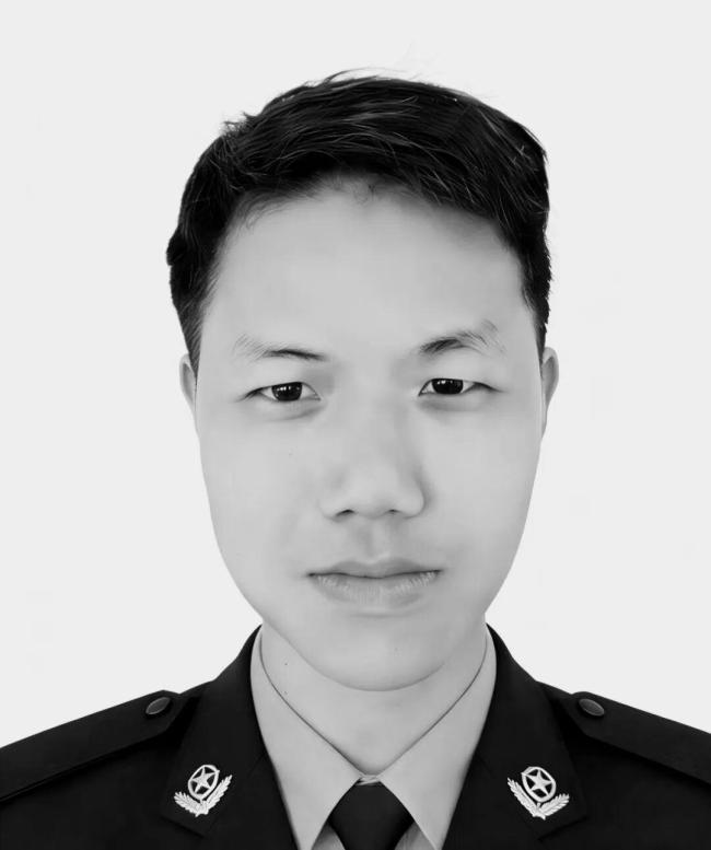 辅警救轻生女子牺牲