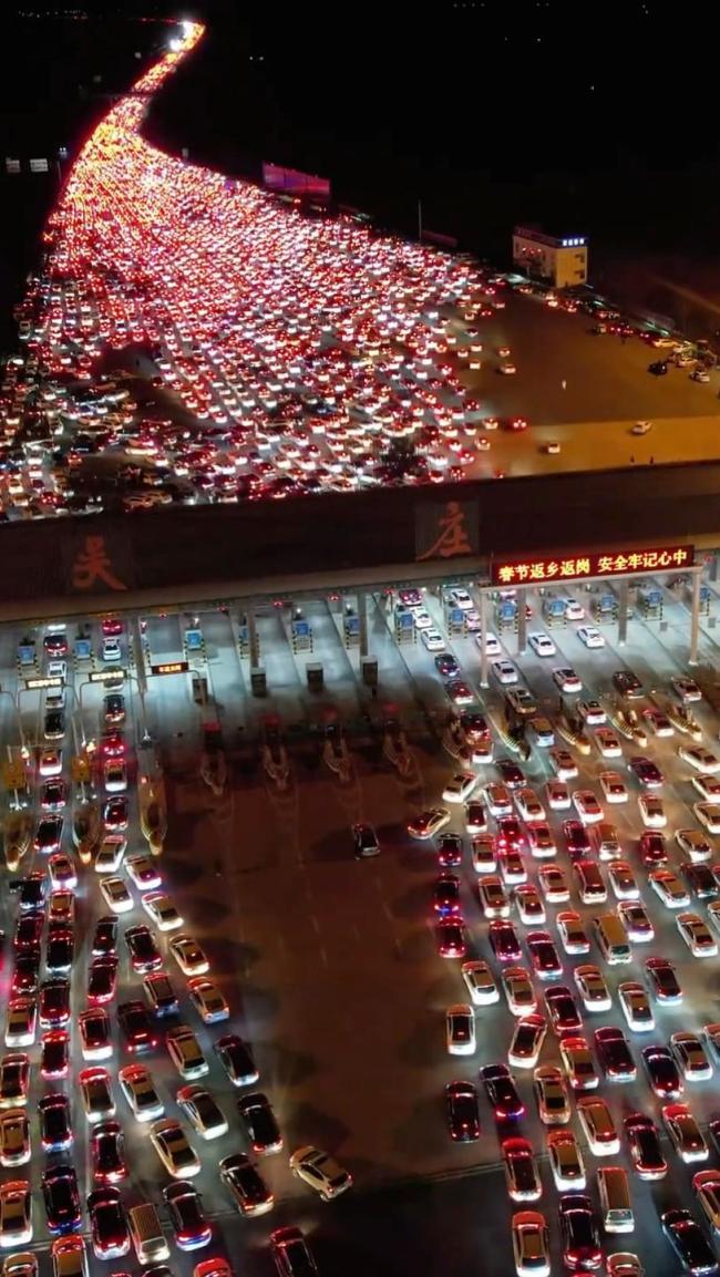 霍尔木兹海峡梗阻10周油价或创纪录 车主钱包受挫