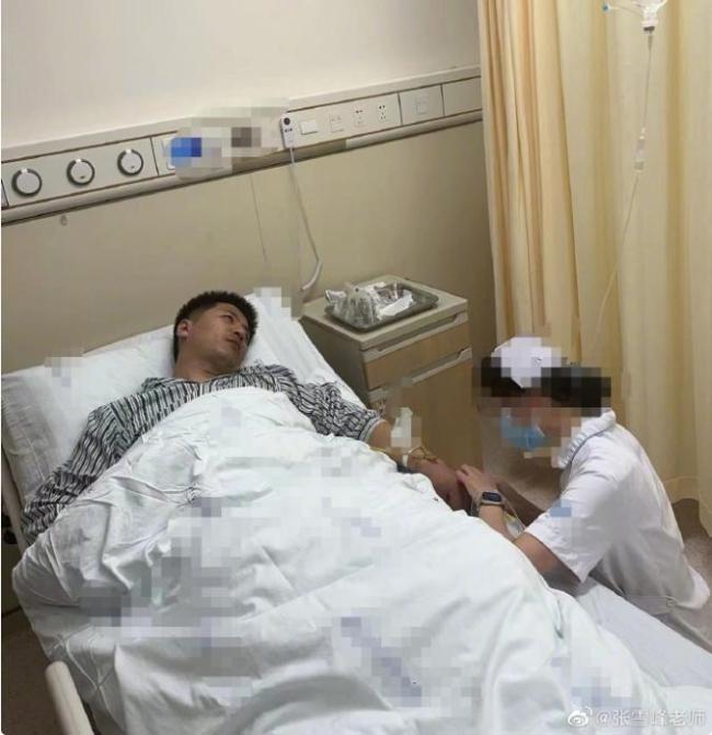 张雪峰相关账号停止直播 健康状况引关注