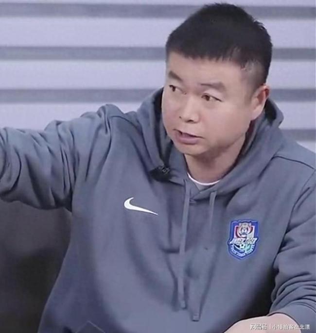 52岁于根伟破防！将主播踢出连线