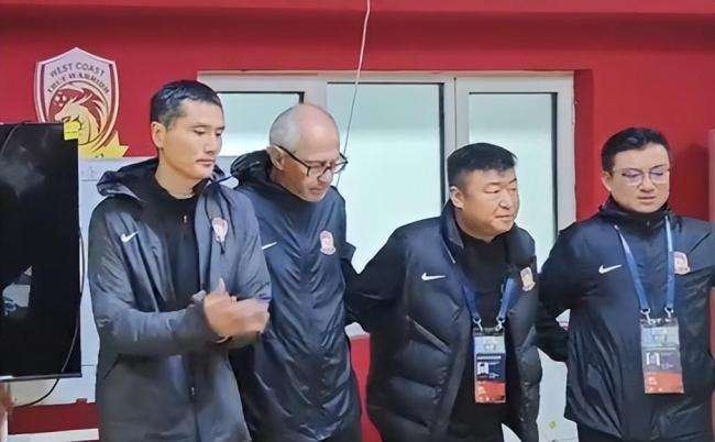 新国足第一队长敲定,邵佳一明智之选 张玉宁担纲领衔