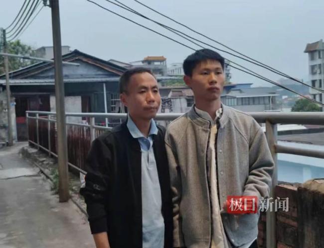 申军良父子重返梅姨居住地