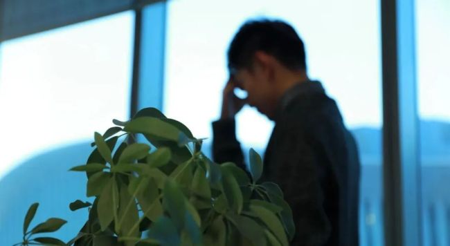 工作压力大是年轻人猝死主因