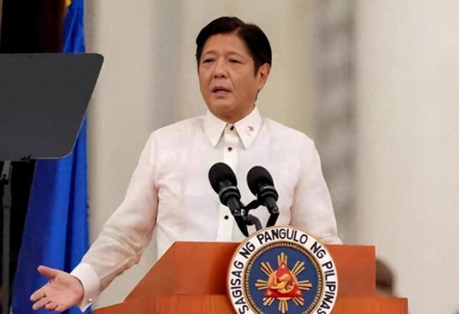 菲律宾总统：中国帮菲律宾很多