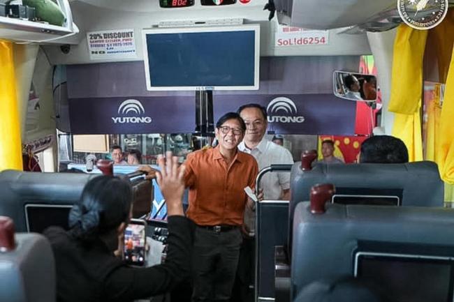 中东战火外溢：越泰缅部分航班停飞，菲律宾进入国家能源紧急状态，日本有人担心无厕纸