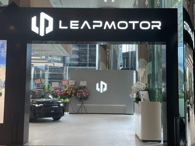 香港居民疯抢国产电动车 补贴政策促销量激增