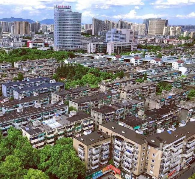 杭州有房东150万元买入50万元卖出 市场以价换量