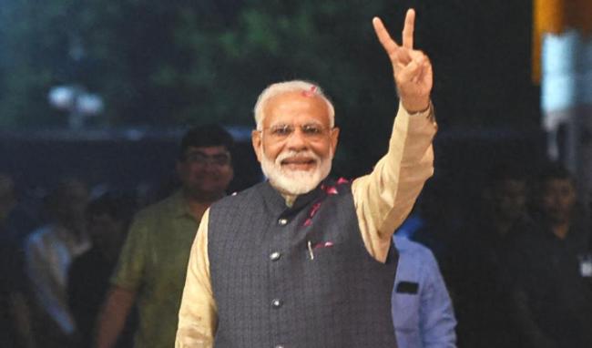 实拍印度“石油荒”：战略储备仅够6天，加油站大排长龙，民众为抢油大打出手 能源危机暴露脆弱性