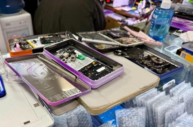 旧手机回收能用的100不能用的150