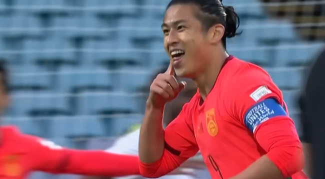 张玉宁传射建功!机警推射破498天国足球荒,5年首次单场传射