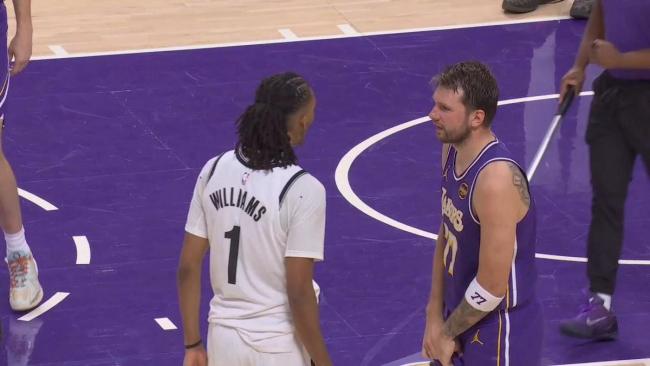 东契奇下场将因技犯停赛