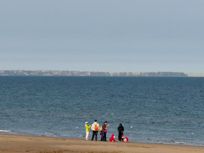 阿那亚出现海市蜃楼