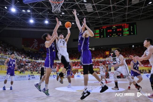 广州队取得粤BA常规赛首胜 主场险胜云浮队