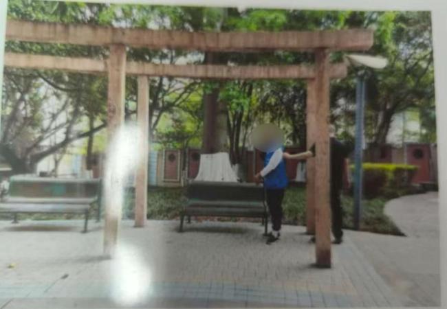 男子因抢劫路人20余元被判刑 小金额引发大刑罚