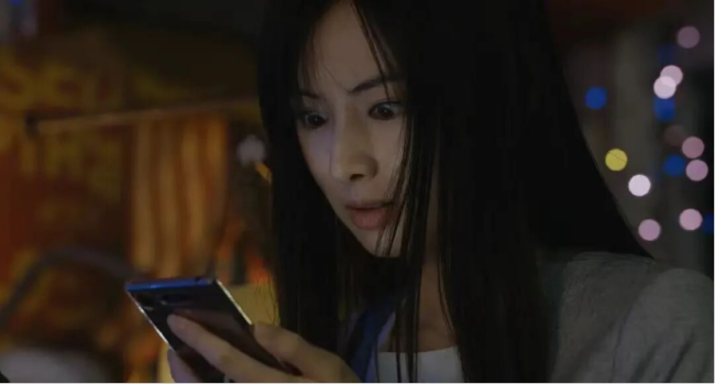 涨价后 年轻人的旧手机忽然不卡了 换机周期延长