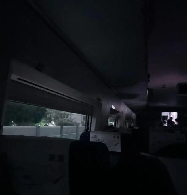 强降雨龙卷风致广州高铁晚点