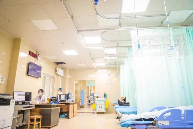 8小时内 同一家医院接诊4名20多岁女子 医生提醒：请勿盲目买针注射