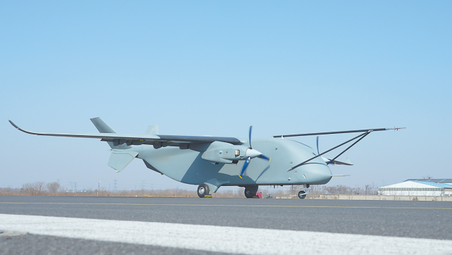 见证中国“无人空中重卡”成功首飞