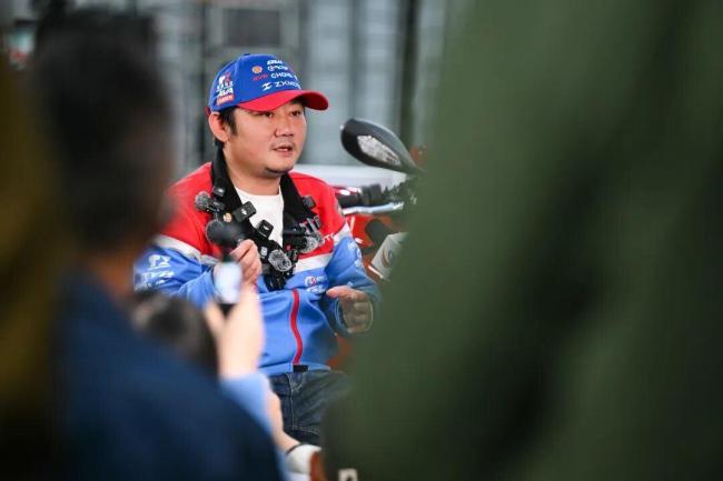 浙江宣传谈张雪的飞驰人生 从修车学徒到冠军缔造者