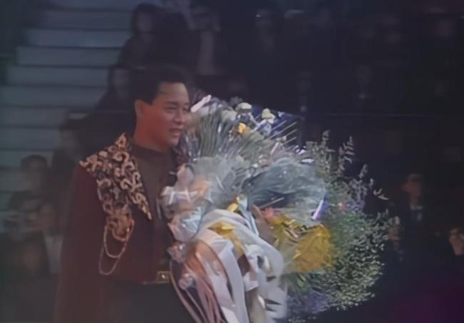 张国荣：一个“完美偶像”的进化之路 从选秀到艺术巅峰