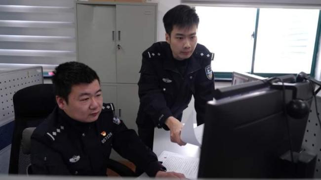 3人售卖男团行程信息被抓 非法链条被斩断