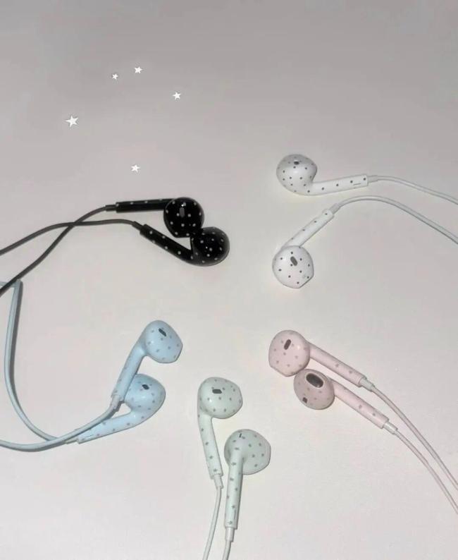 有线耳机10年后销量暴涨 复古潮流回归