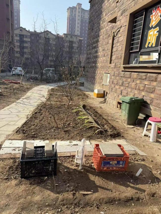 辽宁一物业公司为催收费“憋大招” 门禁卡7天一升级引发争议