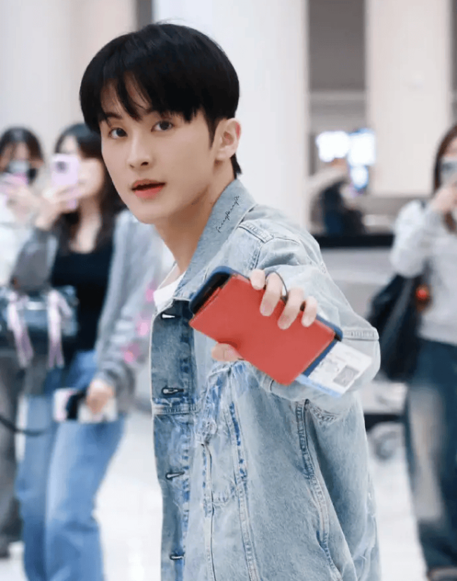 李马克感谢成员们