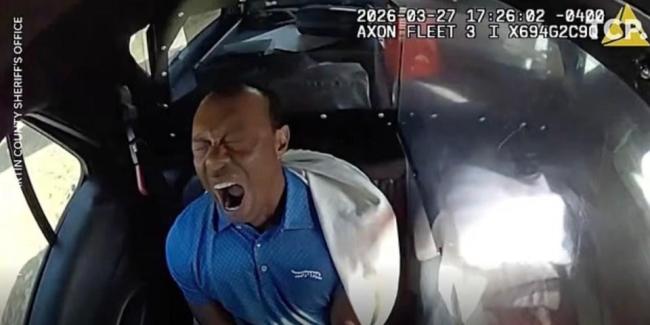 “老虎”伍兹被捕画面曝光 高尔夫巨星翻车被抓