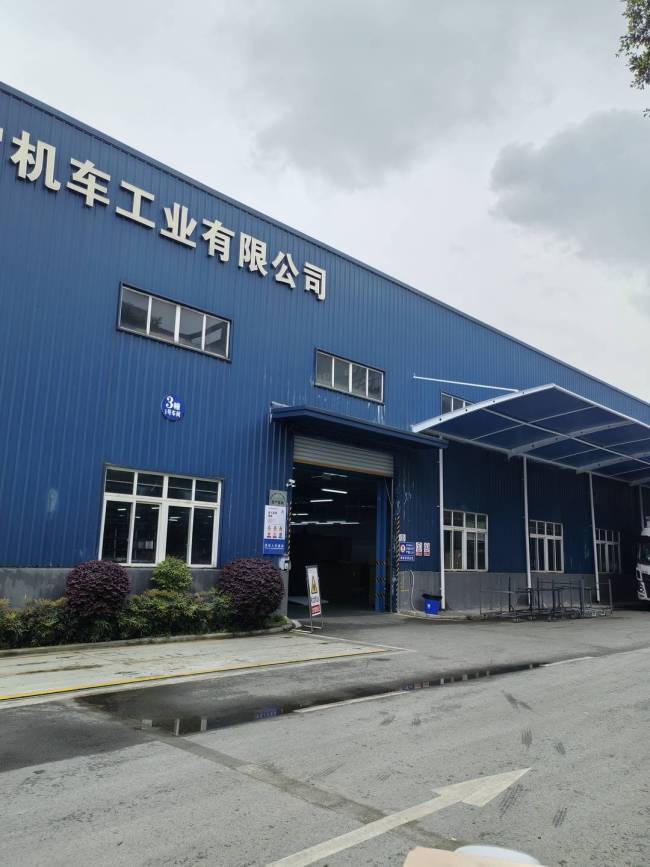 成立2年估值超10亿，张雪机车夺冠后已成各地争夺的“香饽饽” 多地竞逐品牌资源