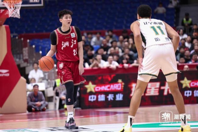 浙江男篮主场战胜辽宁男篮