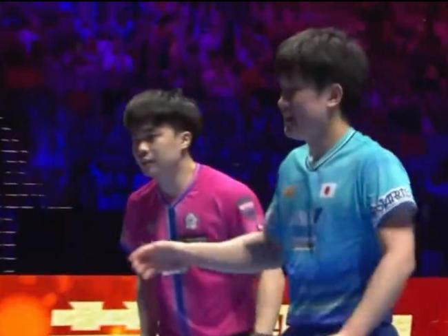 张本智和崩溃!无缘4强+近6战0冠 心态崩盘遭逆转