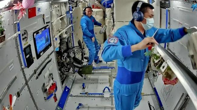 神二十一乘组在轨满5个月 即将完成任务返航