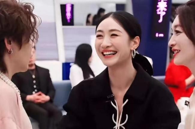 曝姐姐们集体抗议浪姐直播 王濛直球吐槽引爆全网