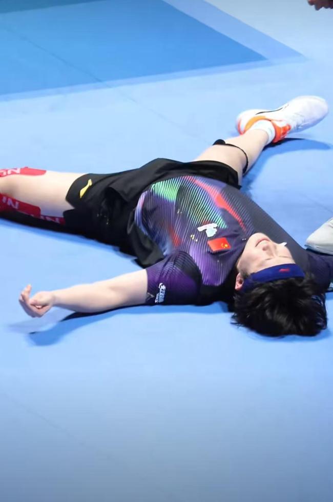 王楚钦回应夺冠后倒地流泪 为国乒荣誉而战