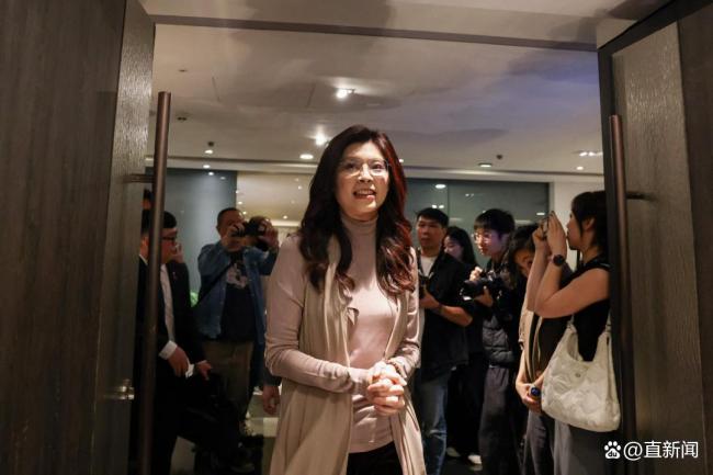 郑丽文率团抵达大陆 开启参访行程