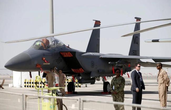 美军营救飞行员细节披露 沙中陷机险象环生