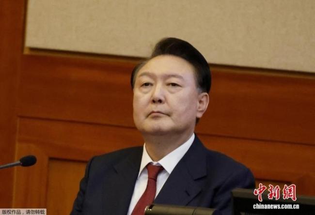 尹锡悦涉妨碍逮捕案二审被求刑10年