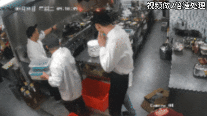 油锅起火3分钟蔓延成灾 这些漏洞千万要避免