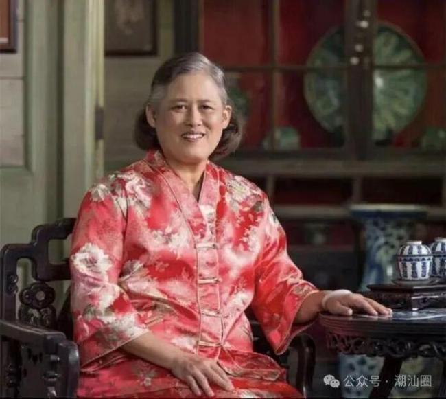 泰国公主诗琳通访华随身带笔记本 记录中泰友谊佳话