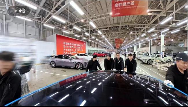 小米发布雷军拆车后装车视频 透明化生产态度