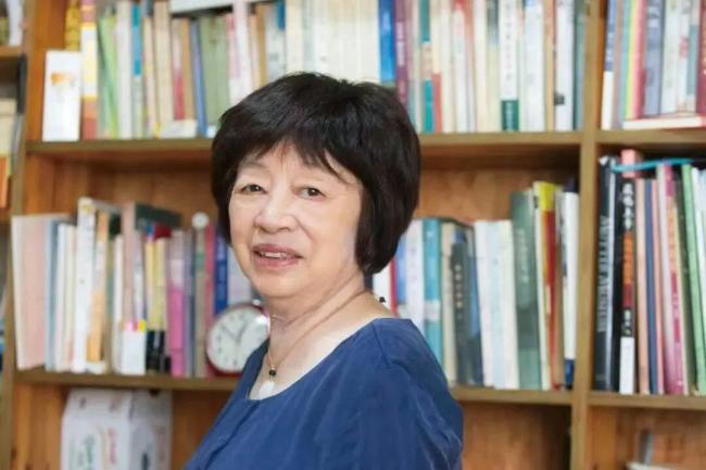 王朔回应杨本芬抄袭 只言片语算不上抄袭