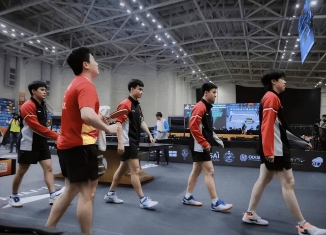 国乒小将一轮游，球迷：世乒赛男团悬了