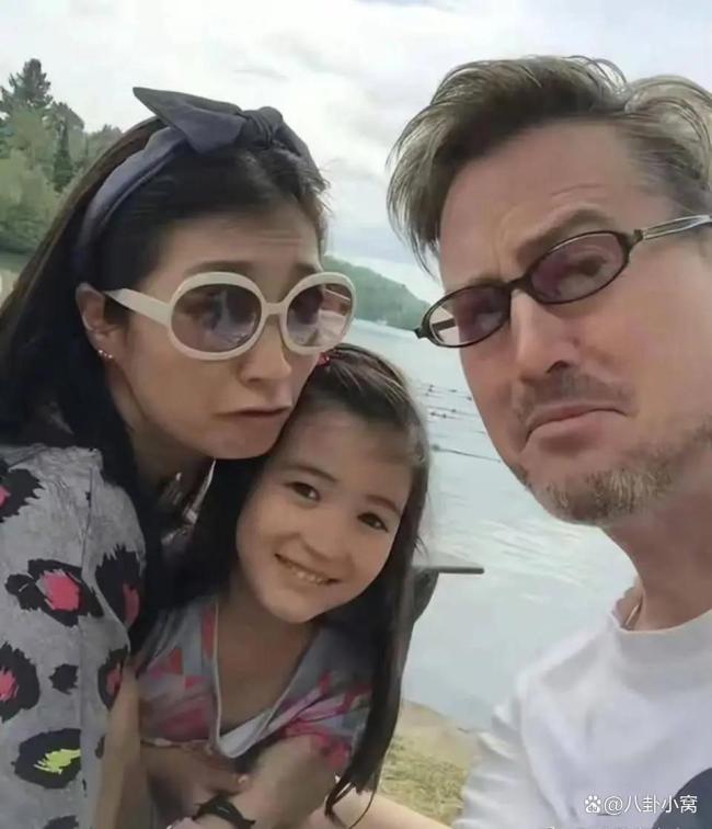 前牙东说念主称夏克立辞别假讯息躲闪出轨 东说念主设坍塌引热议