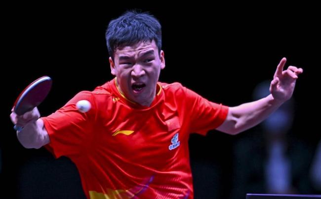 国乒战况10胜4负!向鹏被爆冷横扫,温瑞博、石洵瑶等完胜晋级 年青小将迎硬仗锻练
