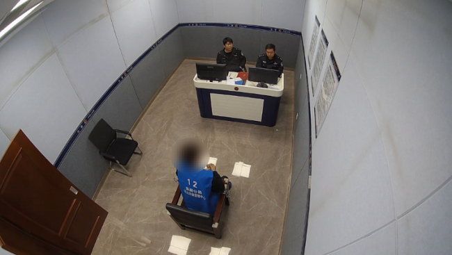 男子酒后反复辱骂接警员被拘 醉酒闹剧扰秩序