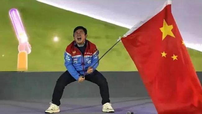 张雪师傅“牙哥”已收徒7名 培养新一代竞技之星