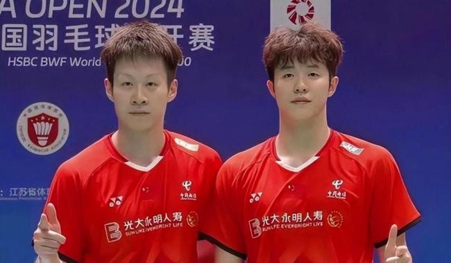 梁伟铿王昶vs何济霆任翔宇 国羽内战引关注