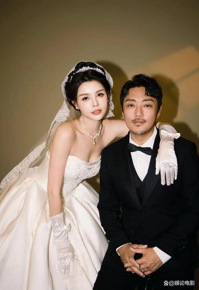 众星祝贺赵达杨小夕结婚 低调婚讯引关注